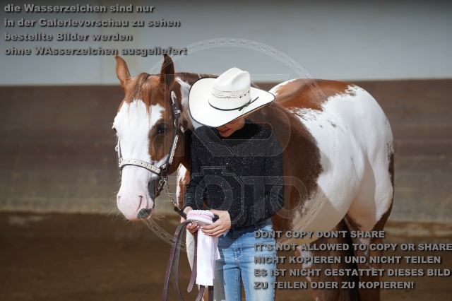 s_A_900355.JPG